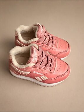 Reebok Kids Pink Leather Lace-Up Sneakers